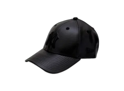 NEW ERA x THE CAP 9Forty Refined Leather II New York Yankees "Black"