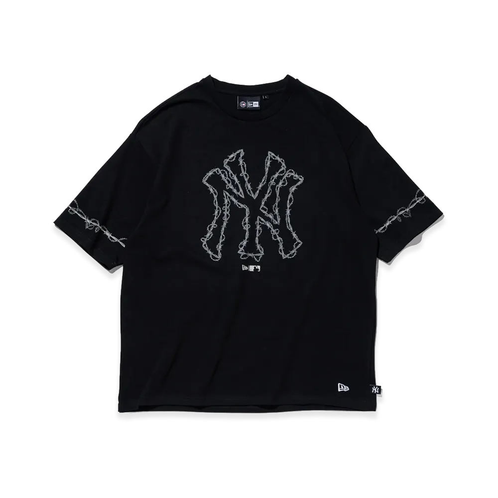 NEW ERA SS Oversized Cotton Tee New York Yankees Barbed Wire Halloween "Black"