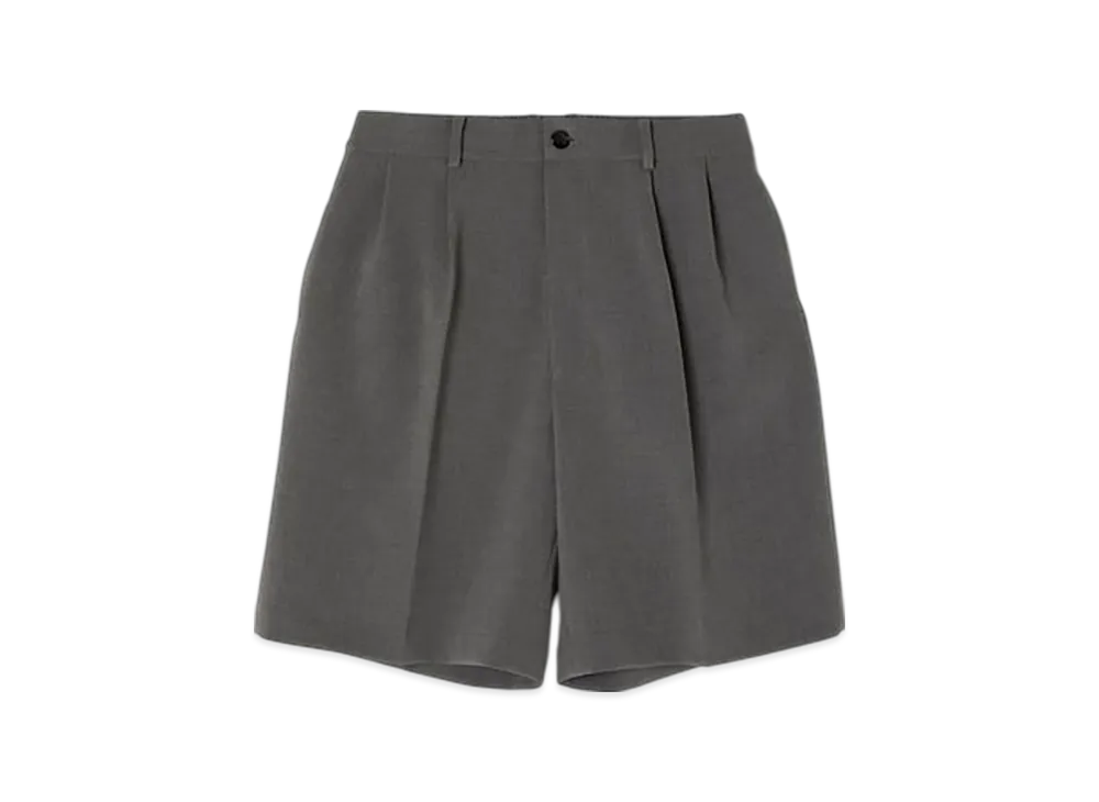 エヌハリウッド タックド ハーフ パンツ "ブラック"