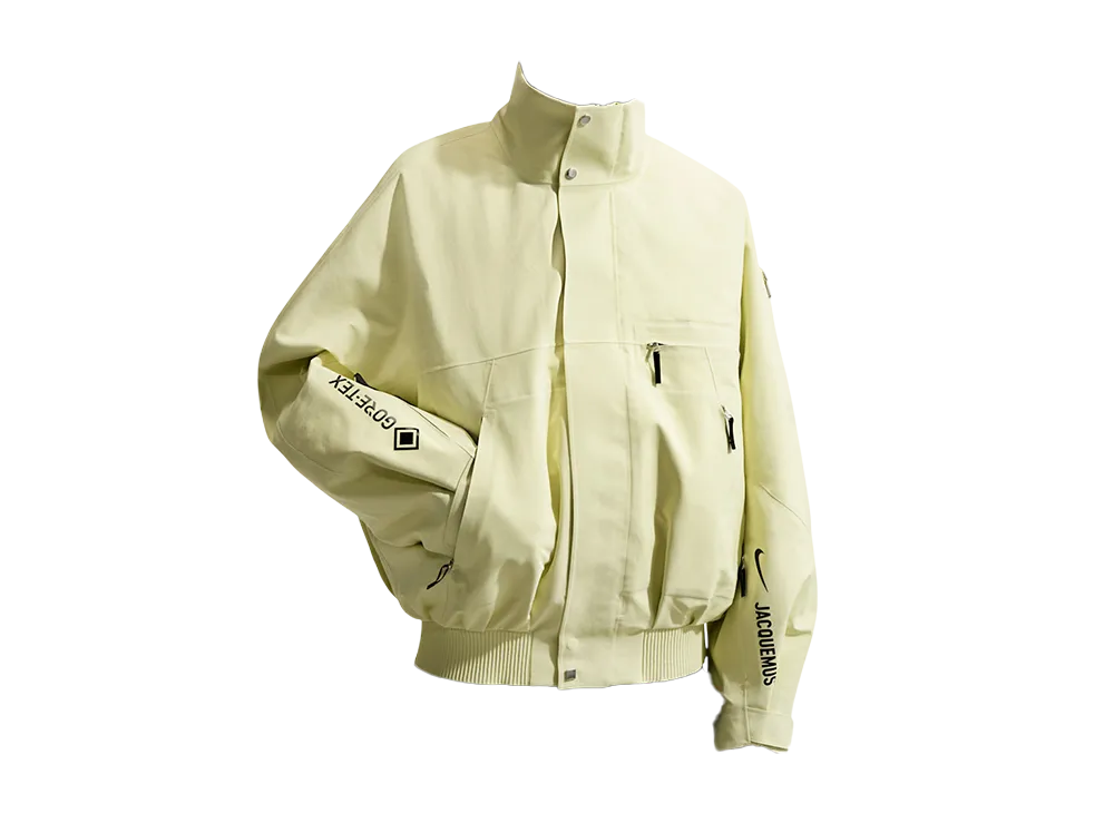 Nike × Jacquemus最新作。GORE-TEXとセンシュアルなカッティングで描く