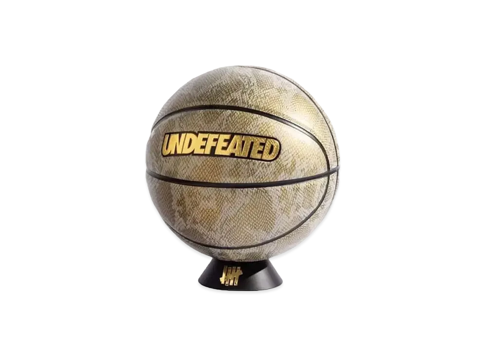 Nike x Undefeated Kobe Bryant "Hall of Fame" Metallic Gold Snake Basketball