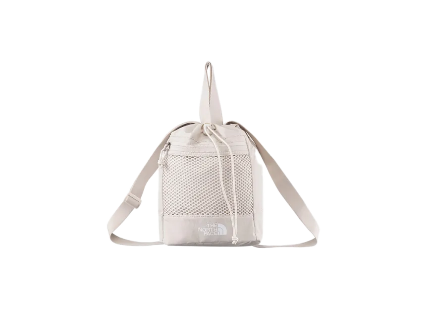 The North Face Linden Mesh Bucket Bag Mini The North Face Linden Mesh Bucket Bag Mini