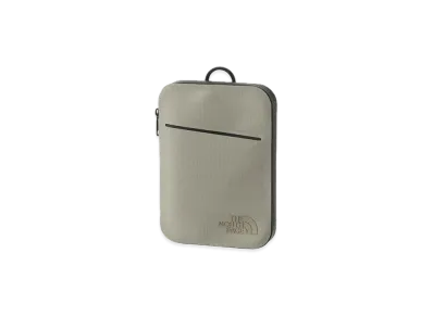 The North Face Rumble Passport Case "Fallen Rock"