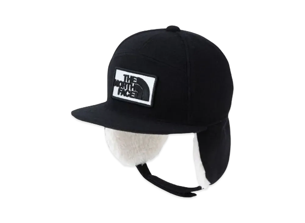 The North Face Kid's Winter Trucker Cap Kids "Black"
