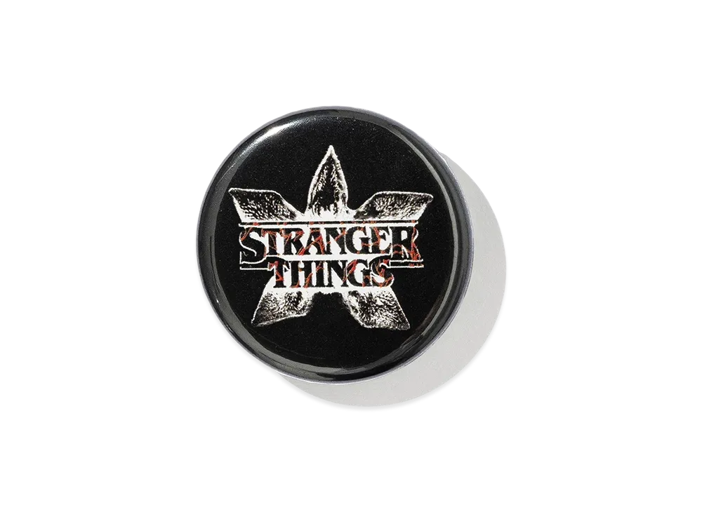 Netflix Stranger Things x V.A. Can Badge 32mm "Navy"