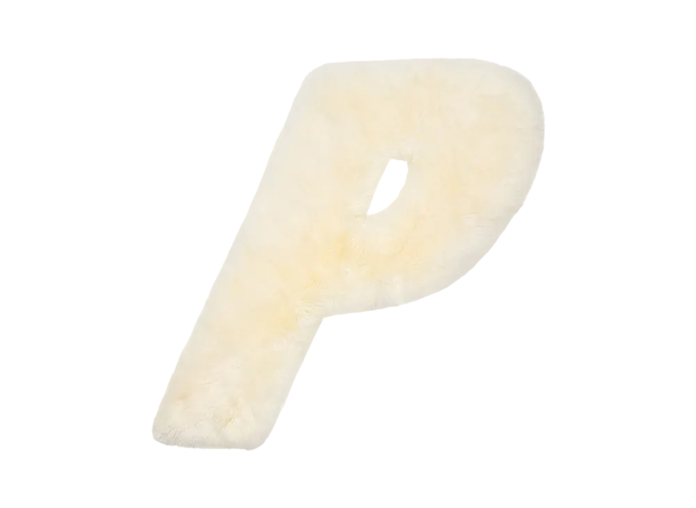 PALACE x UGG Sheepskin Rug "White"