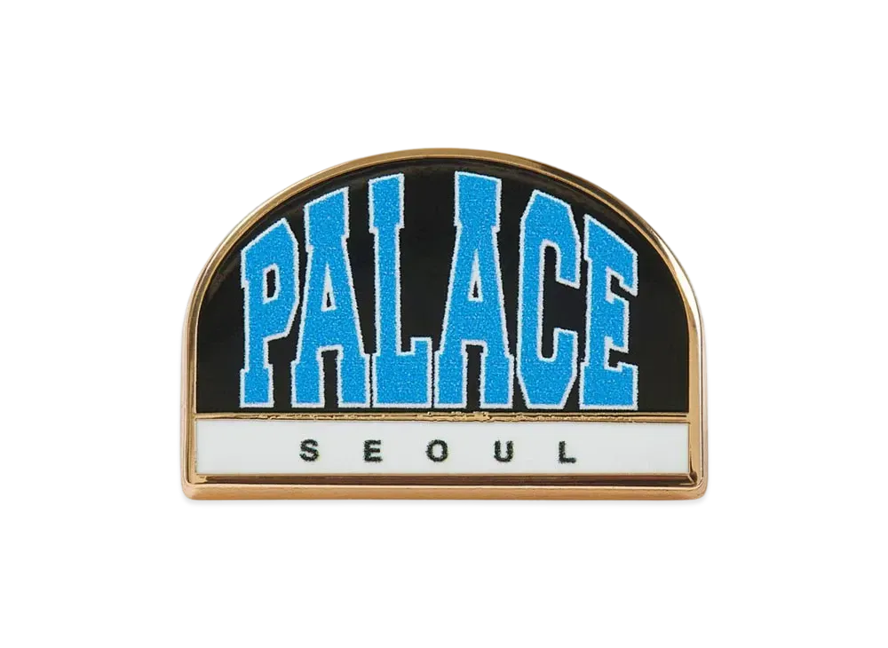 PALACE Breakout Pin Badge "Black White"
