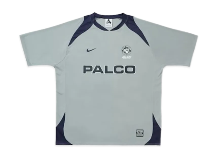 PALACE x Nike Shop Exclusive Jersey (New York) PALACE x Nike Shop Exclusive Jersey (New York)
