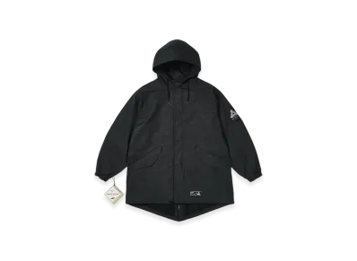 PALACE Gore-Tex Windstopper P51 Parka "Black"