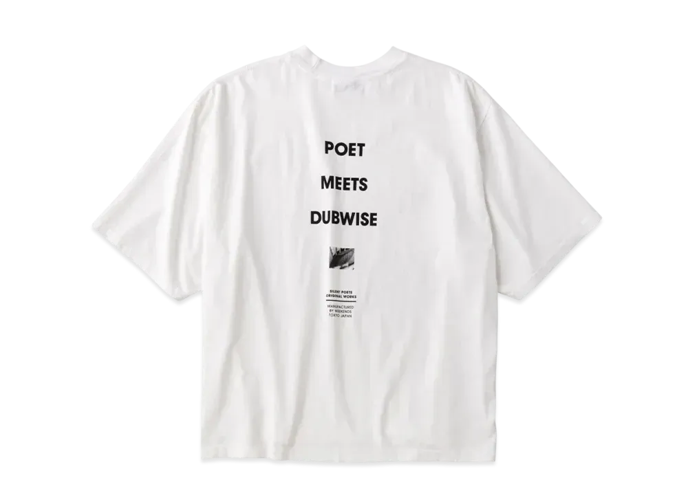 POET MEETS DUBWISE PMD Loose Fit Logo T-Shits "White"