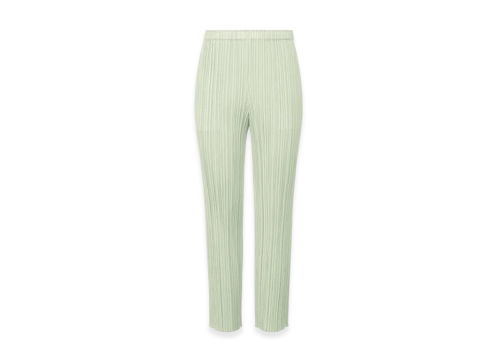 PLEATS PLEASE ISSEY MIYAKE Monthly Colors April "Ice White"