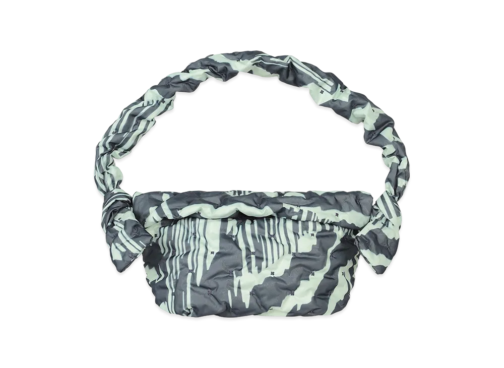 PLEATS PLEASE ISSEY MIYAKE Refraction Fluffy Bag "Grayish Navy"