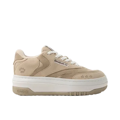Peanuts × Reebok Women's Club C Extra "Beige"