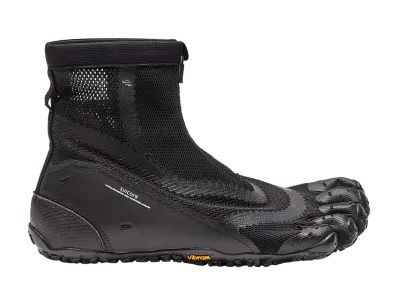 Vibramの5本指シューズ「Fivefingers」が話題に!BLACKPINKジェニー氏 Vibramの5本指シューズ「Fivefingers」が話題に!BLACKPINKジェニー氏