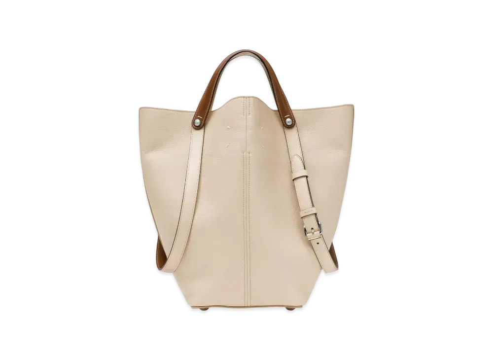 メゾンマルジェラ ドレサージュ ミディアム "アマンド" SB1WD0039P7268HA757