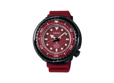 SEIKO Prospex Marinemaster Professional Mobile Suit Gundam 40th Anniversary Char's Zaku Limited Model SBDX029