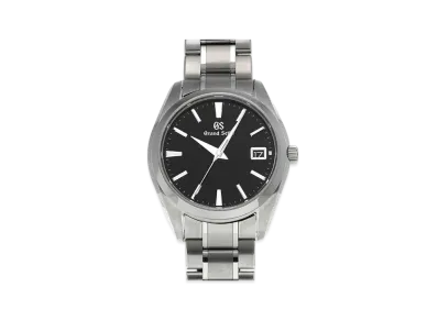 Grand Seiko 9F Quartz "Black" SBGV231