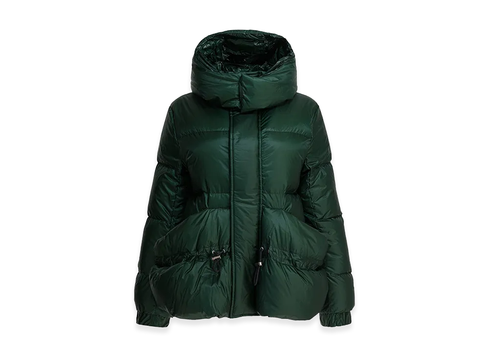 sacai Women's Short Quilt "Green"