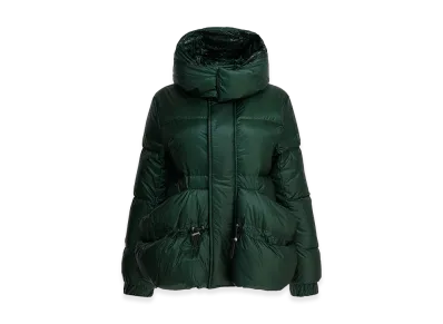 sacai Women's Short Quilt "Green"