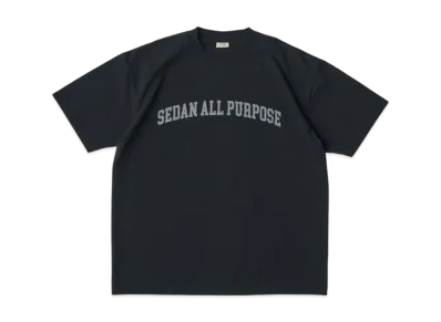 SEDAN ALL-PURPOSE x 7th Delivery Arch Logo S/S Tee "Black"