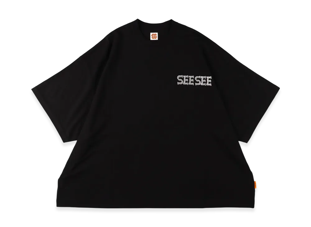 SEE SEE Big Flat Tee Reflector Font Logo "Black"