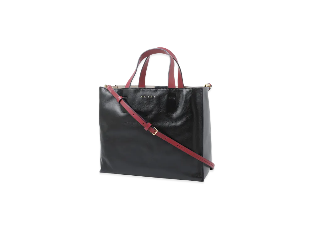 マルニ 2ウェイ ミュゼオ ソフト EW スモール "ブラック/マーキュリー/バーガンディ" SHMP0069U0-Z2I33
