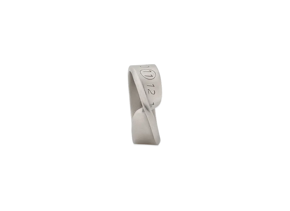 Maison Margiela Twist Number Ring "Silver"
