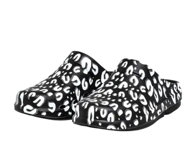 TAKAHIROMIYASHITATheSoloist. x OOFOS Clog "Leopard Black"