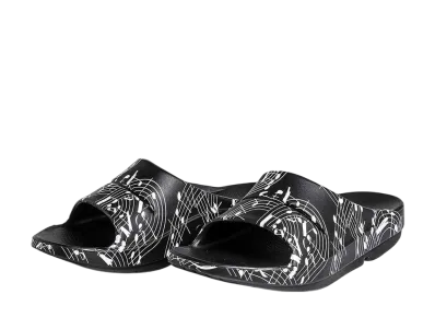 TAKAHIROMIYASHITATheSoloist. x OOFOS Slider "Music Note Black"
