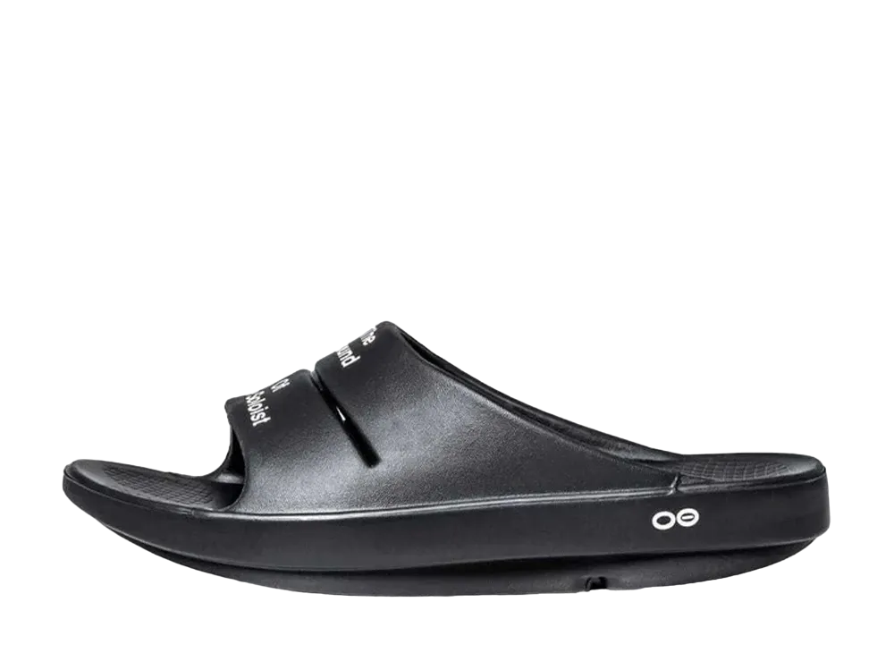 TAKAHIROMIYASHITATheSoloist. x OOFOS Slider "Black"