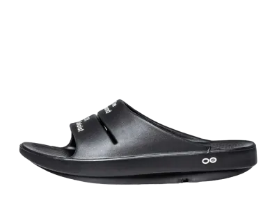 TAKAHIROMIYASHITATheSoloist. x OOFOS Slider "Black"