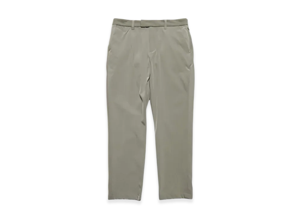SOPHNET. 4Way Stretch Shirring Slim-Fit Slacks "Khaki"