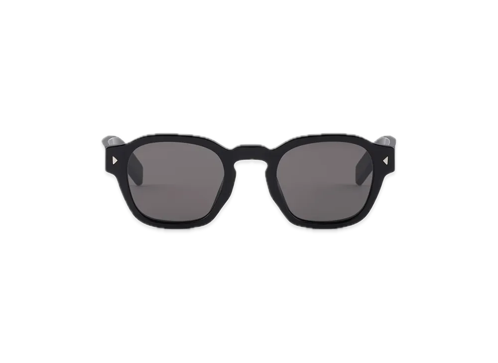 PRADA Sunglasses with Iconic Metal Plate "Lenses Ardoise Christo"