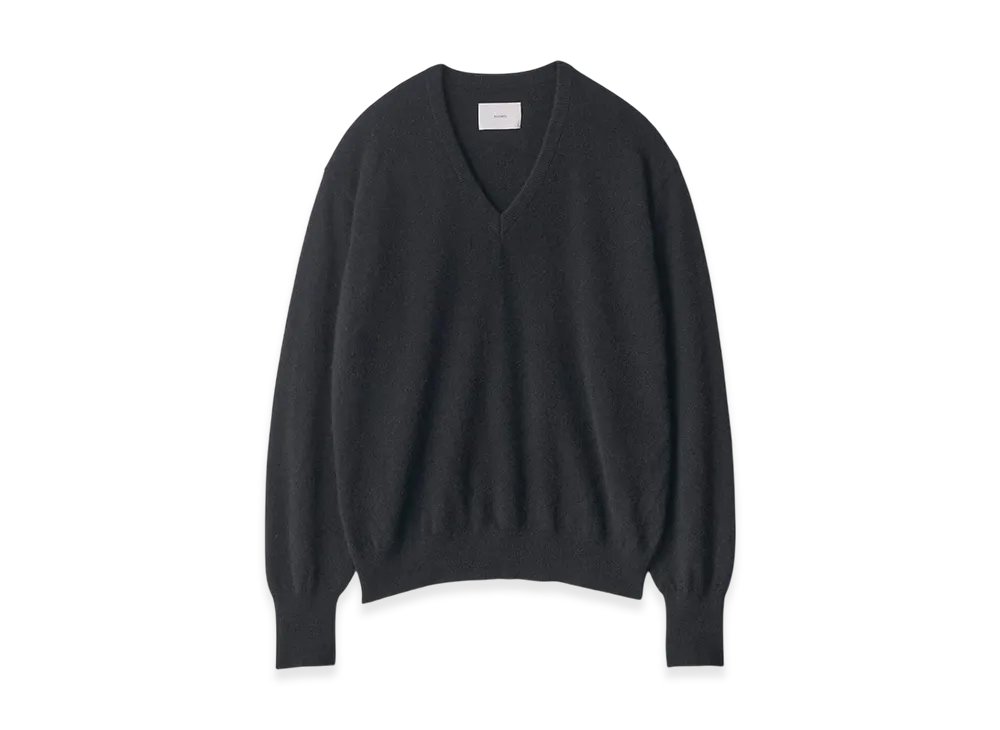 ssstein Pure Cashmere Knit V Neck LS "Black"