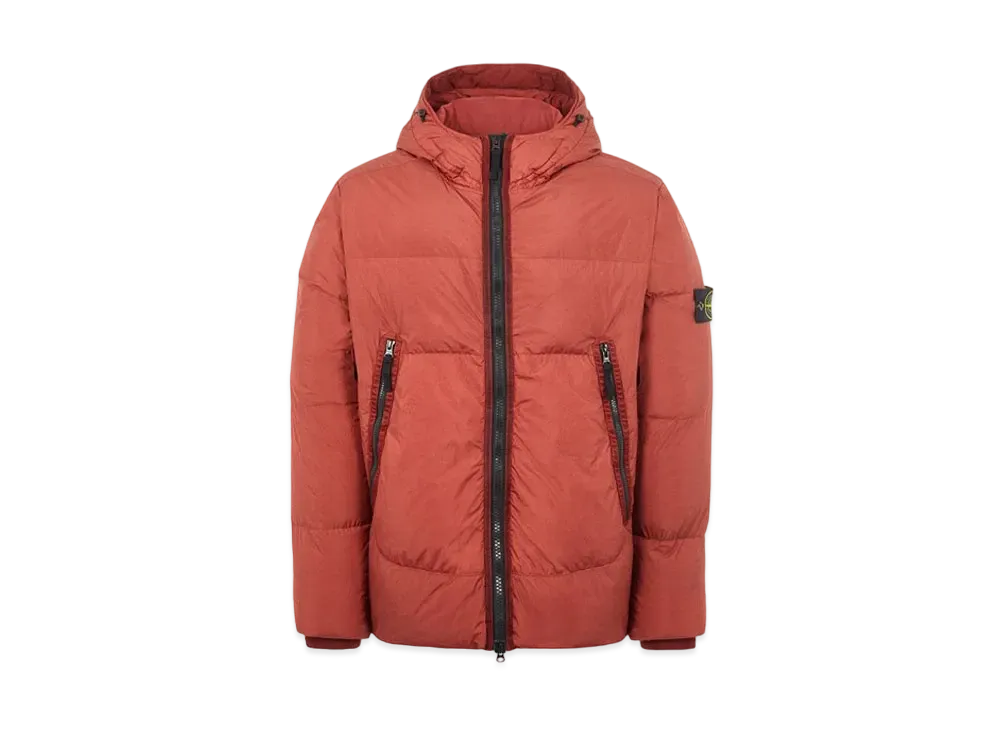 Stone Island 40123 GARMENT DYED CRINKLE REPS NY DOWN-TC "Brick Red"