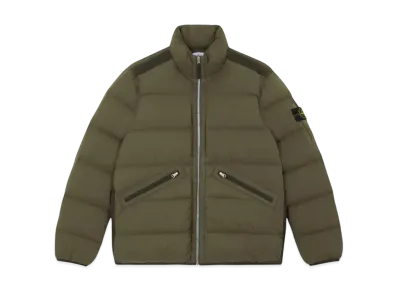 Stone Island 43028 Seamless Tunnel Nylon Down -TC "Musk Green"