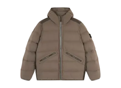 Stone Island 43128 Seamless Tunnel Nylon Down -TC "Walnut Brown"