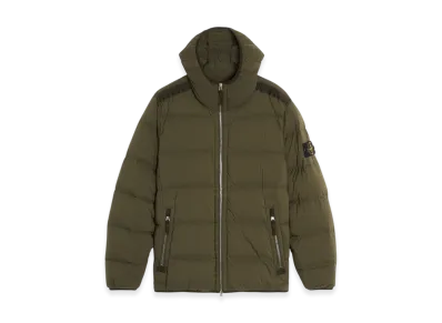 Stone Island 43728 Seamless Tunnel Nylon Down-TC Jacket - 23FW "Olive Green"