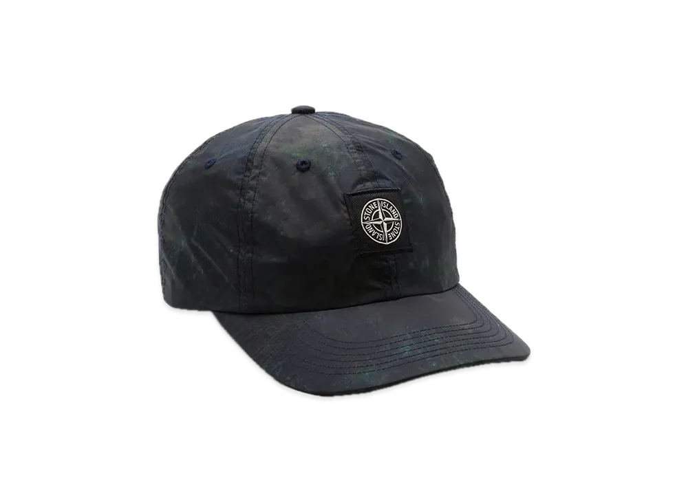 シュプリーム ストーンアイランド ペインティッド カモ ナイロン 6パネル "ダーク ティール"