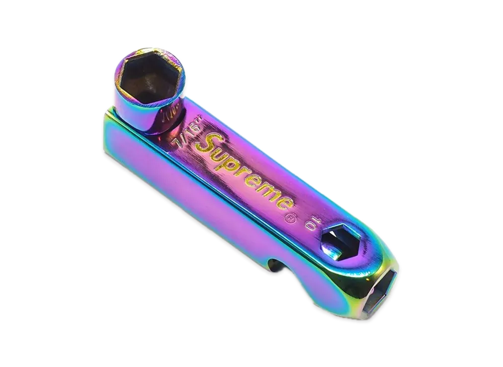 Supreme Pipe Skate Key "Iridescent"