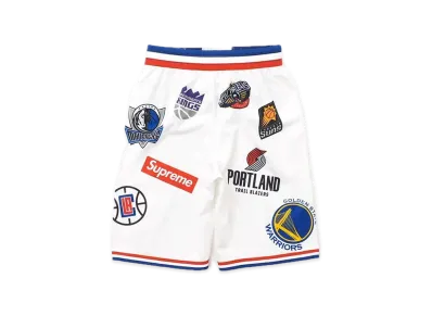 Supreme / Nike®/NBA Teams Authentic Short "White"