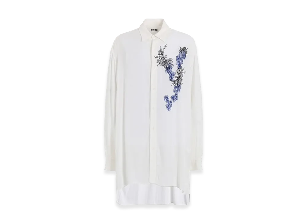 S'YTE Viscose Twill Chrysanthemum Embroidery Oversized Shirt "White"