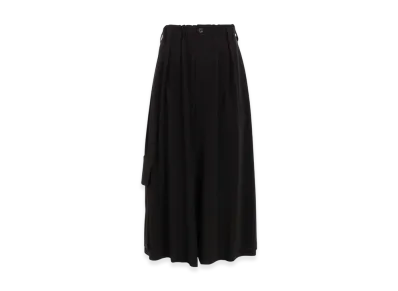 S'YTE Crepe de Chine Cropped Wide Pants With Gusseted Flap Pocket "Black"