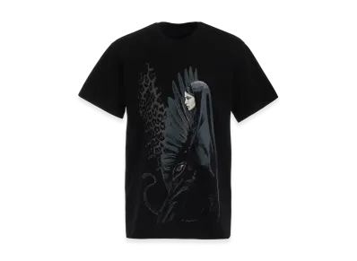 S'YTE x Koichi Iyoda Artwork Printed T-Shirt -Sphinx- "Black"