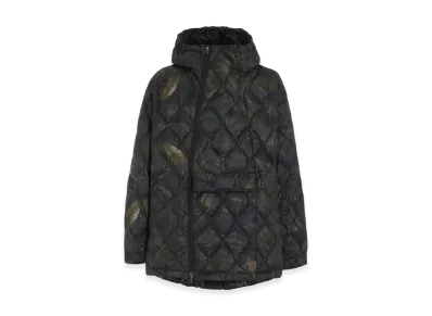 S'YTE x Taion Dahlia Camouflage Quilted Down Parka "Khaki"