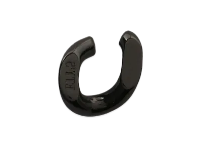 S'YTE Brass Curved Chain Ear Cuff "Black"