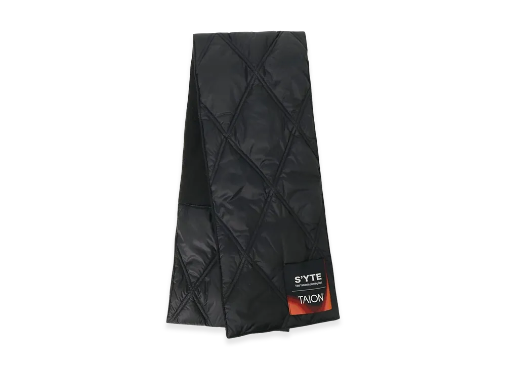 S'YTE x Taion Quilted Down Scarf "Black"