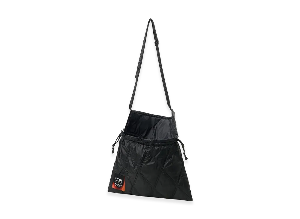 S'YTE x Taion Quilted Down Apron Bag "Black"