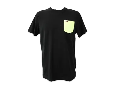TOMMY JEANS Contrast Pocket T-Shirt Short Sleeves "Black"