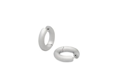 TOMWOOD Chunky Hoops Medium "Satin Silver"